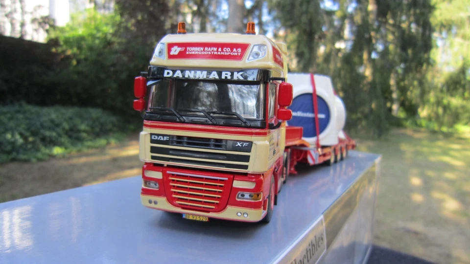 WSI 01-1019 DAF XF105 Ssc 6X2 + Semi Nooteboom & Caricamento Hub Torben Rafn - Immagine 3 di 4