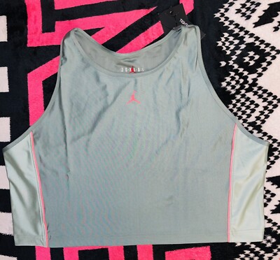 NWT- Nike Women's Air Jordan Essential Slim Fit Crop Top Plus Size 3X