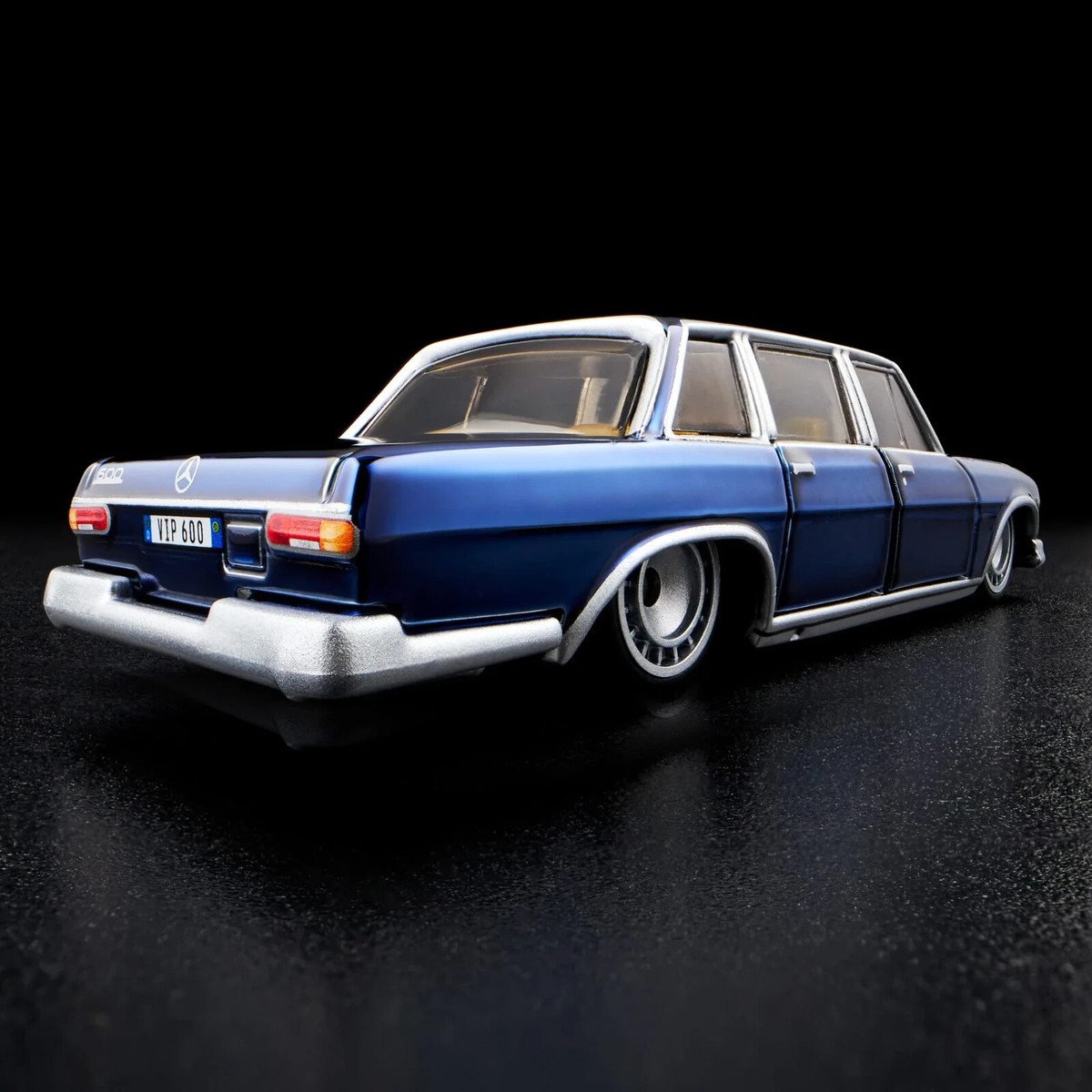Hot Wheels RLC 1964 Mercedes-Benz 600 Spectraflame Blue VIP Style