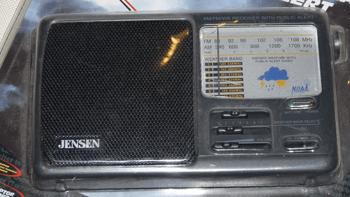 Jensen MR-600 AM/FM mit 7 Wetter Band Radio Dual Power mit Adapter Brandneu - Bild 2 von 3