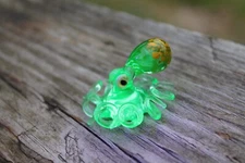 Green Yellow Uranium Glass Octopus Pendant Uranium Vaseline Glass Figurine