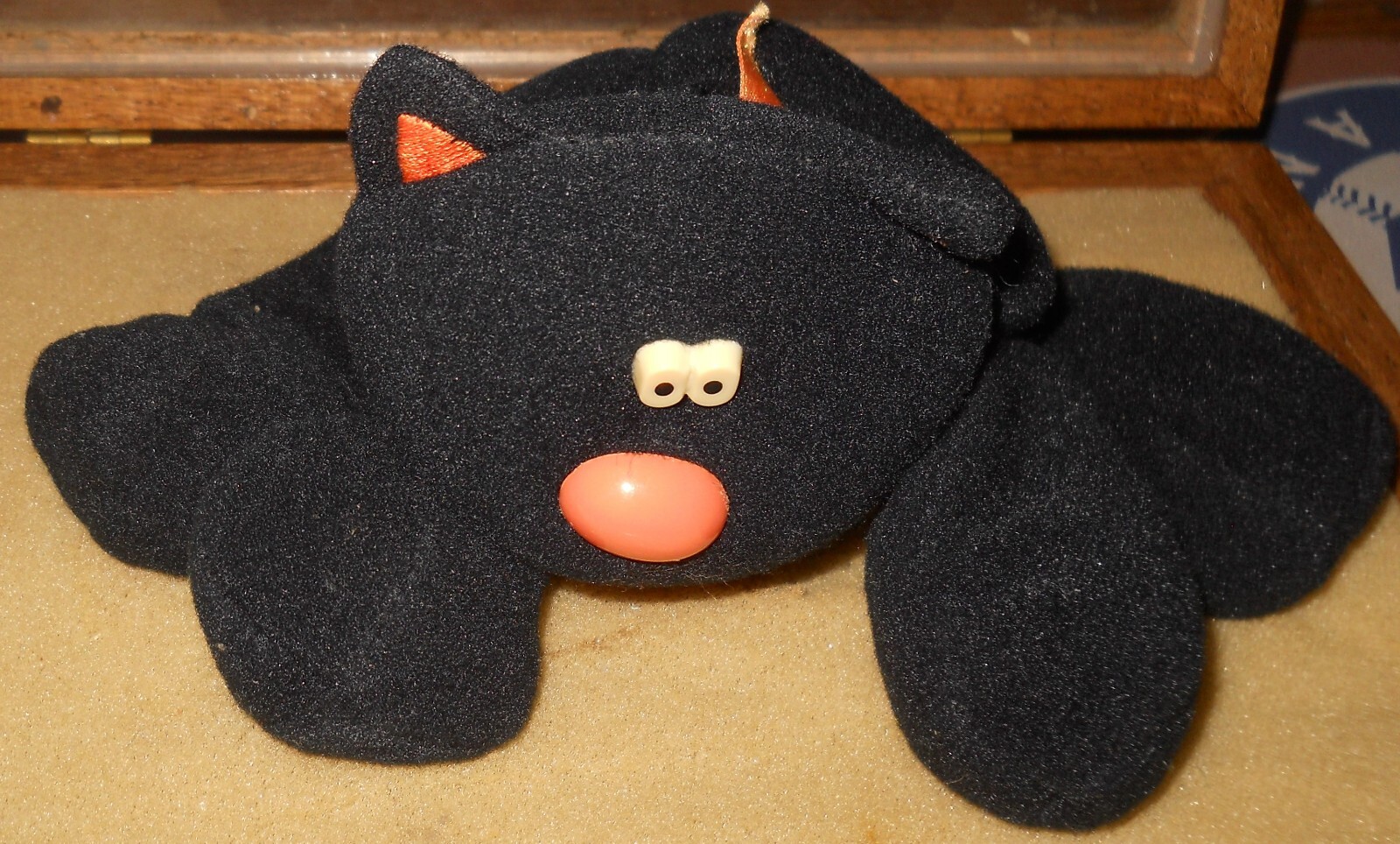 Picture 1 of 3