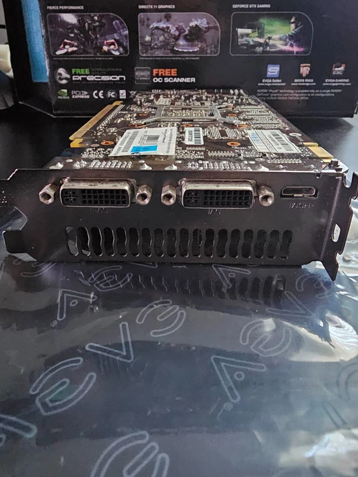 EVGA 01G-P3-1556-KR GeForce GTX 550 Ti 1GB GDDR5 PCIe x16 graphics card, tested - Image 4 of 4