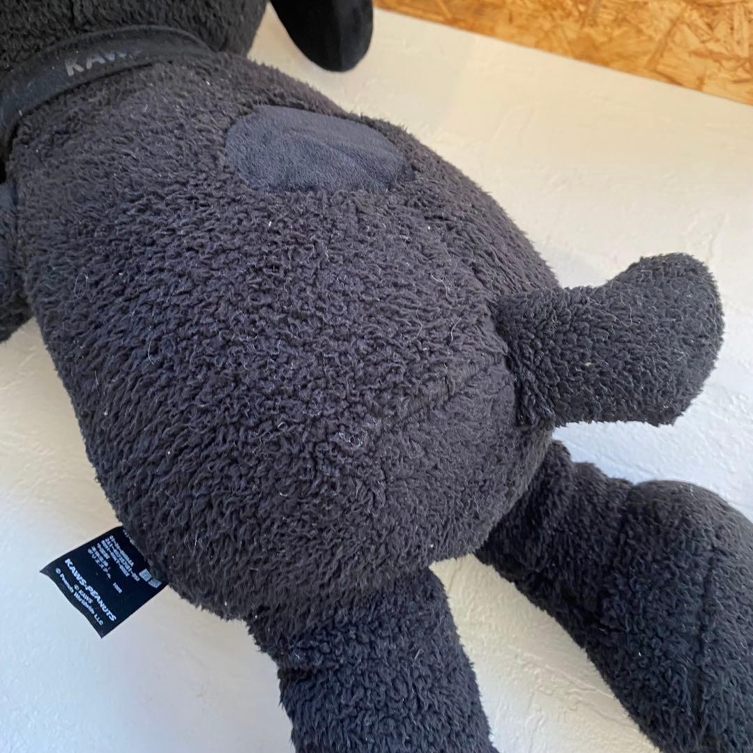 Snoopy x KAWS Peanuts Plush Set of 5 UNIQLO Official Character Toys Black White thumbnail 12