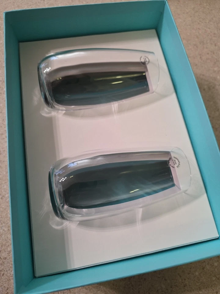 Juego de 2 copas de champán de cristal sin tallo Tiffany & Co. con caja de copas nuevas Foto 2 de 3
