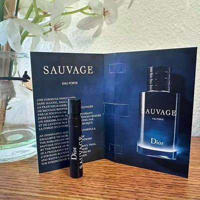 DIOR SAUVAGE EAU FORTE PARFUM 1.0ml 0.03fl oz x 1 COLOGNE SPRAY SAMPLE NEW