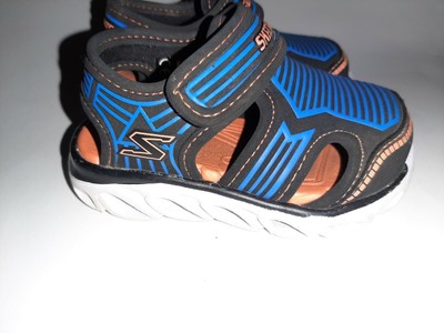 skechers hypno splash lighted sandal