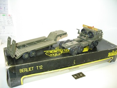 Solido 1:50 - Porte-char Berliet T12 Militaire Kaki (France) Avec Gyrophare électrique