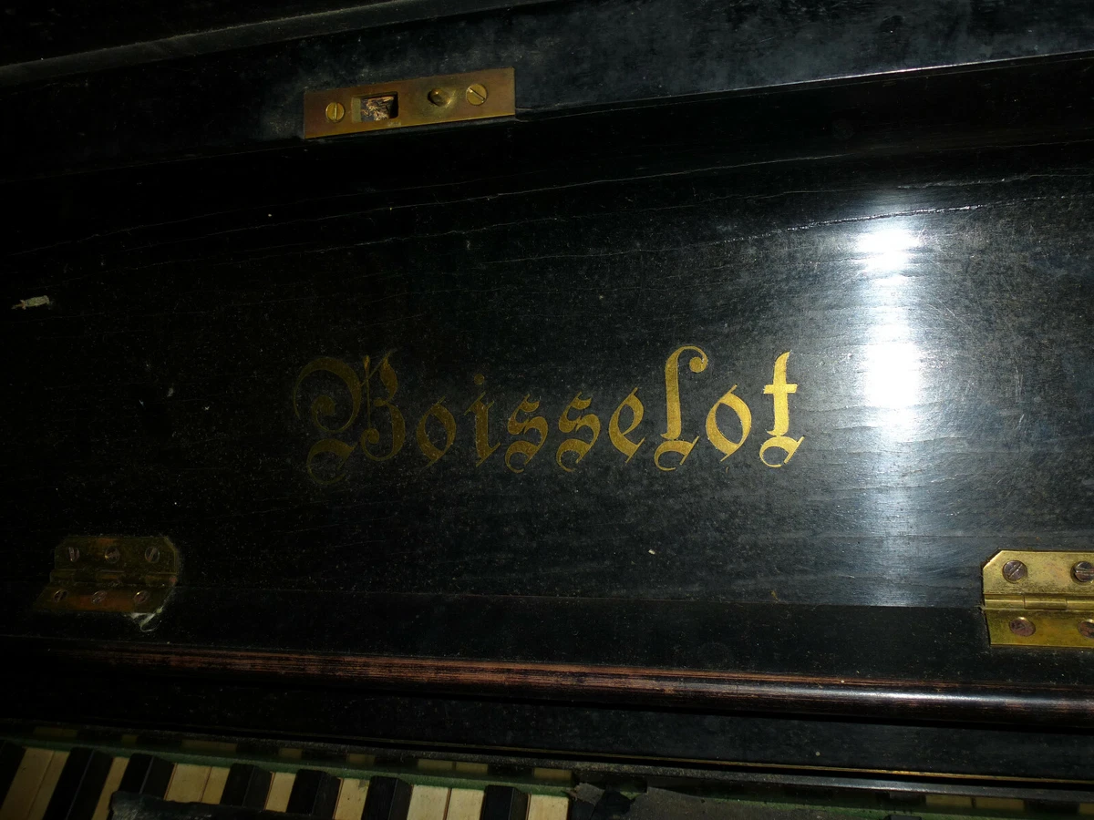 Boisselot piano price outlet