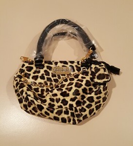 phone purse by lori greiner