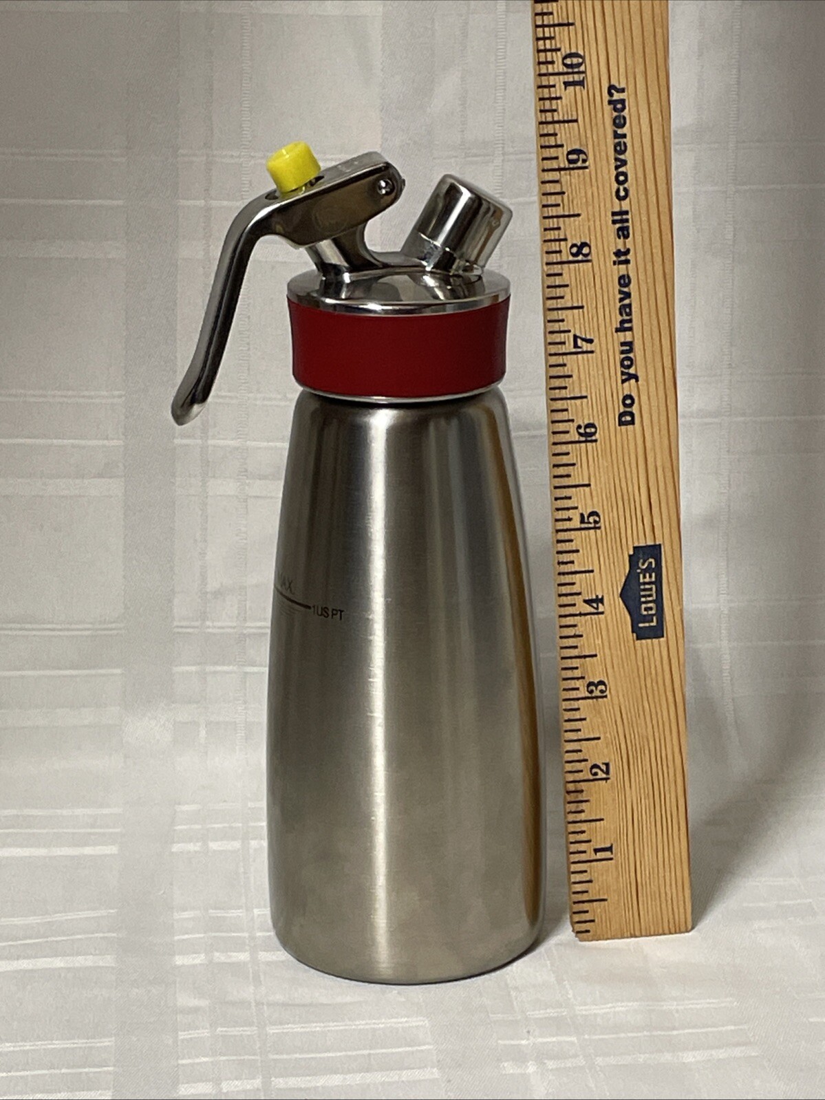 iSi North America Gourmet Whip Cream/Food Whipper, Stainless Steel/Red, 0.5 L