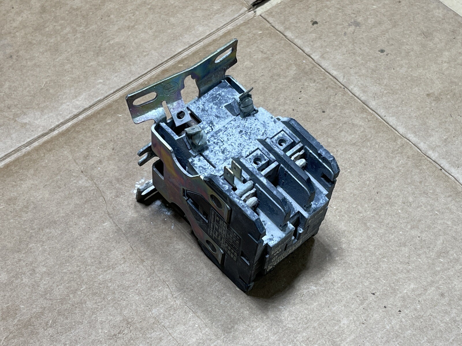 Picture 3 of 8