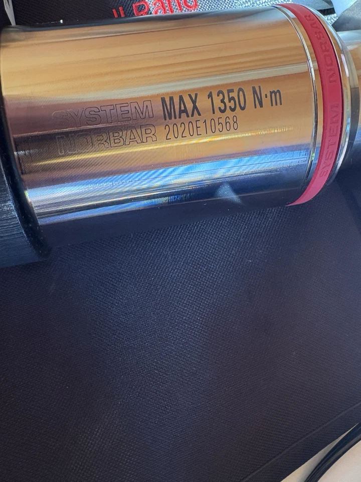 INGERSOLL RAND QXC2PT1350NPS10 20V TORQUE MULTIPLIER with 2 Batteries & Charger - Image 3 of 4