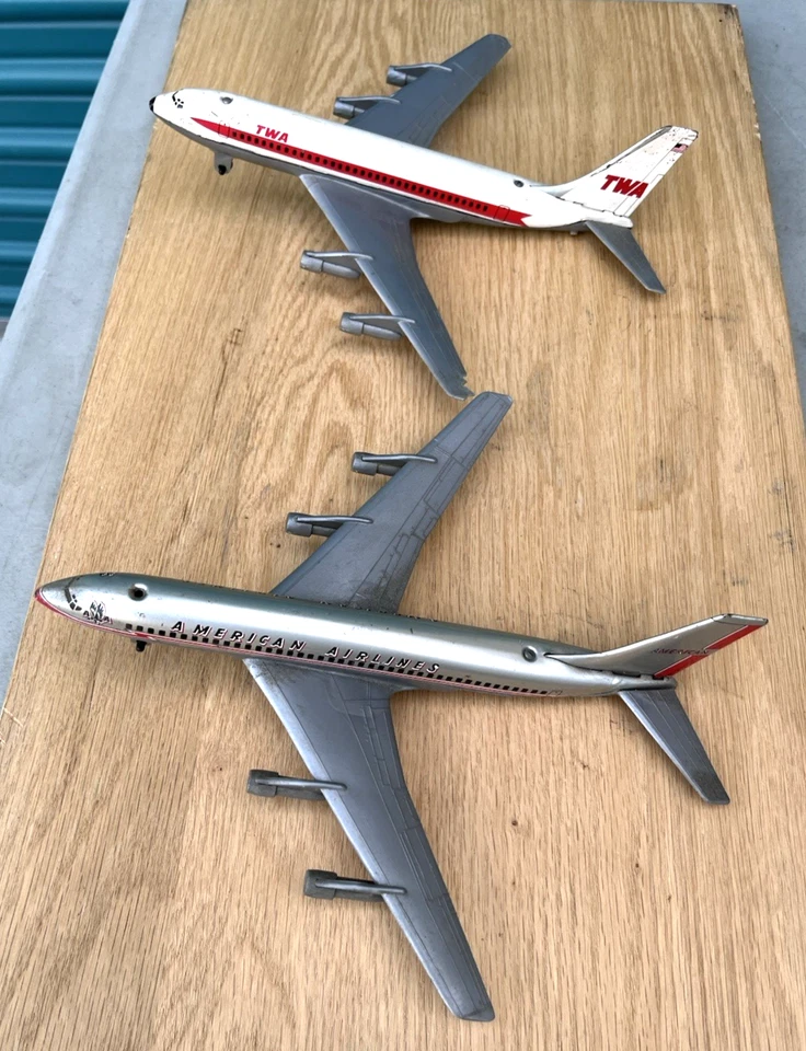 РЕДКИЙ винтажный игрушечный набор TOMY International Airport Airplaine коврик и 2 самолета Япония - Изображение 2 из 4