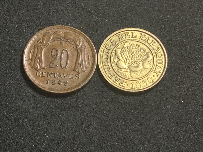 2 South American Coins - 1950 Paraguay centimo , 1947 Chile 20 Centavos