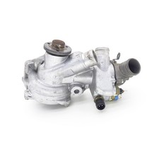 Pompe à eau Mercedes 320