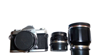 Kowa SETR Kamera mit 3 Objektiven 1:28 35mm, 1:1,9 50mm, 1:4 135mm + Anleitung