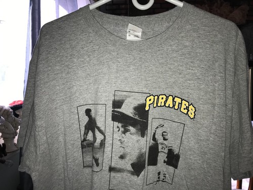 ROBERTO CLEMENTE #21 PITTSBURGH PIRATES Gray T-Shirt Men's XL PNC Bank PARK SGA - Picture 3 of 8
