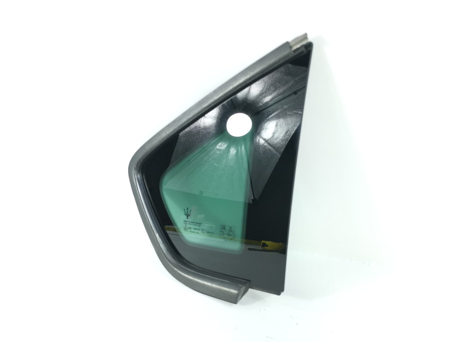 MASERATI Levante 3.0L 2019  REAR RIGHT SIDE QUARTER WINDOW GLASS 06701010600 OEM