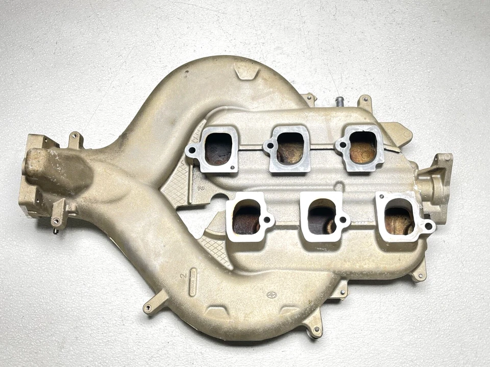 2004-2009 CADILLAC CTS 3.6L V6 COLETOR DE ADMISSÃO DE MOTOR PLENUM SUPERIOR 12615219 FABRICANTE DE EQUIPAMENTO ORIGINAL - Imagem 2 de 4