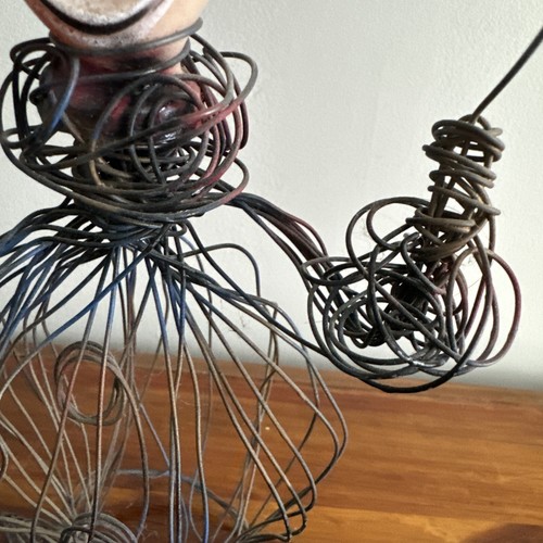 Vintage Folk Art Wire Sculpture Clown Holding Umbrella, Heart - Picture 8 of 12