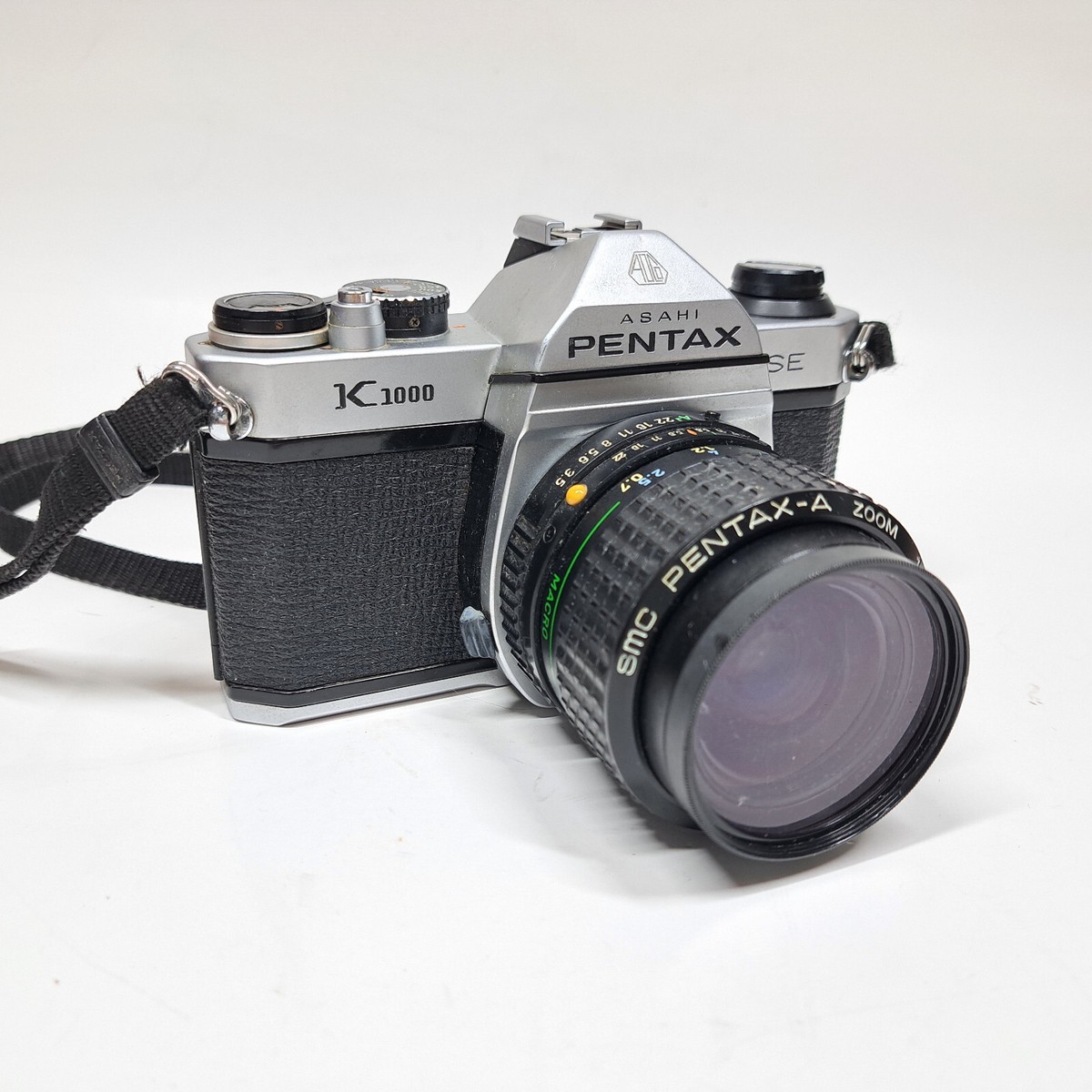ASAHI PENTAX K1000 フィルムカメラ35mm〜70mmレンズ付き ASAHI PENTAX K1000 フィルムカメラ35mm〜70mmレンズ付き
