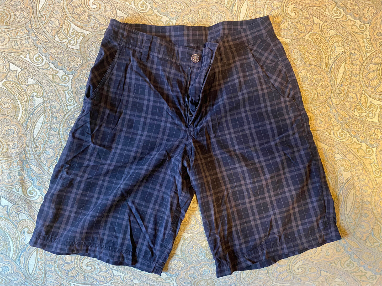Lululemon Men's ABC Chino Shorts Black Plaid size … Gem