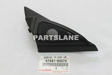 Lexus Lx470 Toyota Land Cruiser Oem Front Right Door Corner Trim 67491-60070 Lexus Lx470 Toyota Land Cruiser Oem Front Right Door Corner Trim 67491-60070