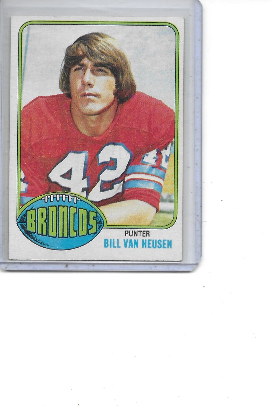 1976 Topps Bill Van Heusen Denver Broncos Football Card #37