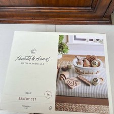 Hearth Hand Magnolia Kids Wooden Bakery 16 Pieces Set