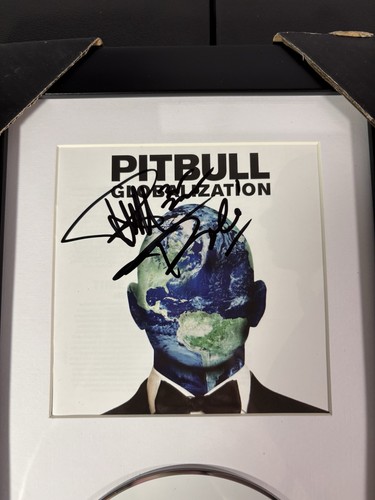 PITBULL MR. 305 FIRMATO INCORNICIATO CD GLOBALIZZAZIONE AUTOGRAFO MUSICA RARO BECKETT HOT - Foto 4 di 16