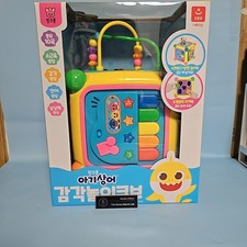 Pinkfong Baby Shark Sensory Play Cube Musical Activity Toy Toddler Melody Gift
