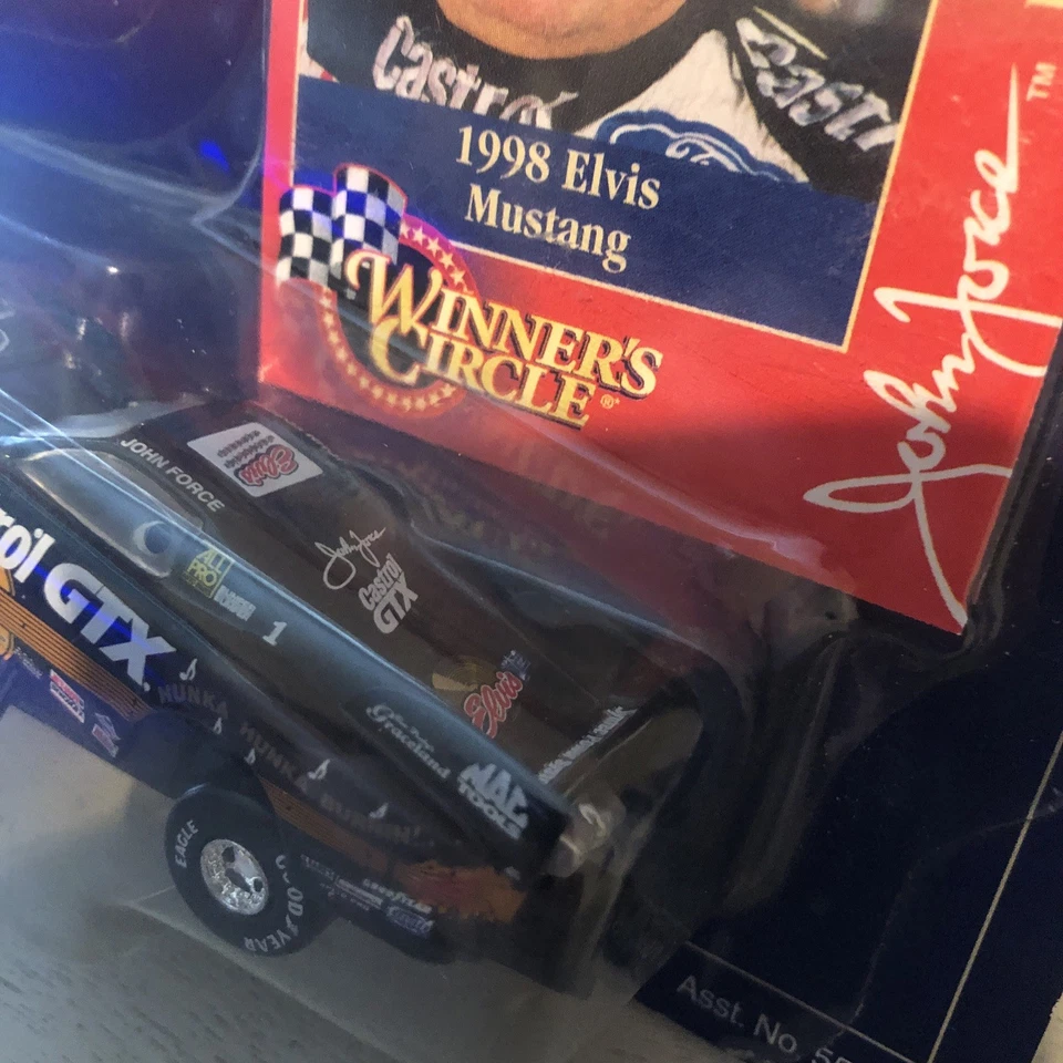 John Force Winners Circle Castrol GTX 1998 Elvis Mustang 1/64 Foto 4 de 4