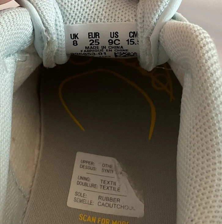 Zapatilla deportiva Puma para niños pequeños 9c de cuero sin cordones azul cielo con detalle de abeja Foto 3 de 4