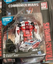 Transformers Combiner Wars First Aid Action Figure New Sealed