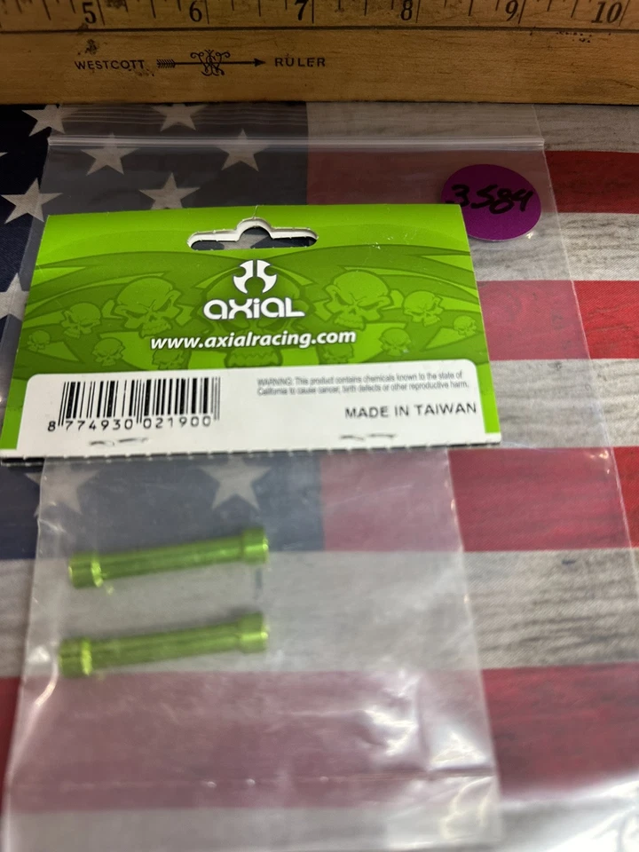 Axial Chassis Post 7 X 35 X 2pc. X Green for: AX10 - Image 4 of 4