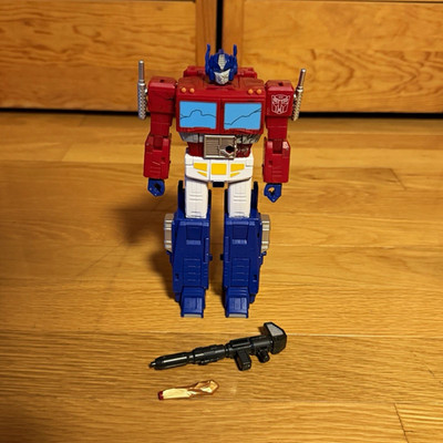 Hasbro Transformers Studio Series, Battle Damaged Optimus Prime
