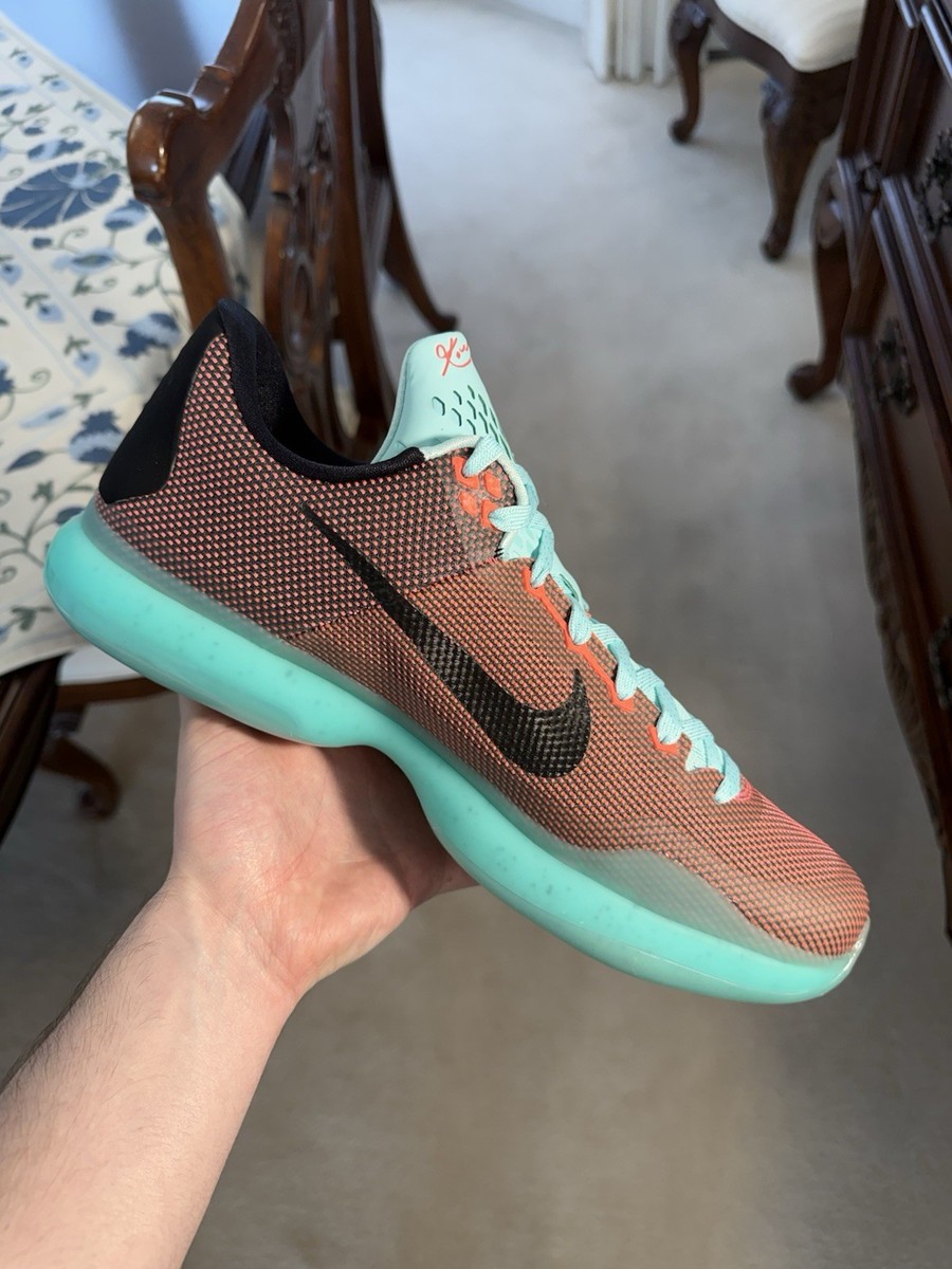 Nike KOBE X バスケットボールシューズ s-l1200.jpg