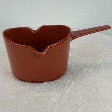 Sartén de hierro fundido esmaltada/naranja COPCO de colección olla para salsa de 2 caños Michael Lax Dinamarca