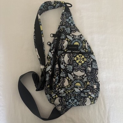 Vera Bradley Womens Sling Backpack with Zip Closure Blue Floral NWOT