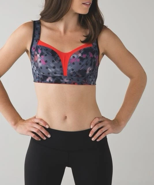 Sujetador deportivo Lululemon Ta Ta Ta Tamer III 36DD WBRP/ALRM rojo/gris/púrpura lunares Foto 3 de 4