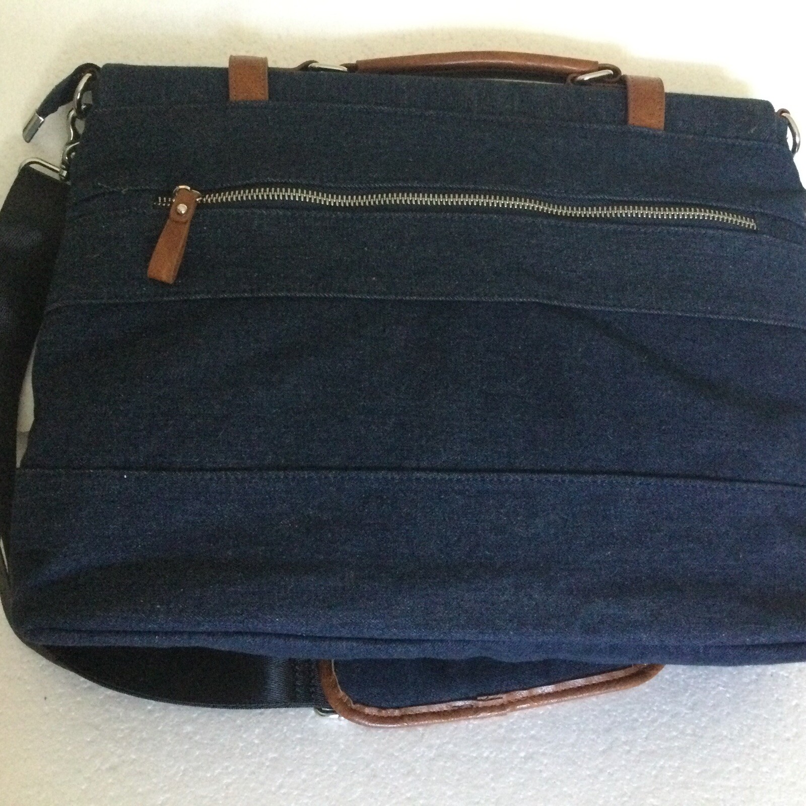 Plexus Durable Sturdy Multi-Compartment Laptop Ba… - image 4