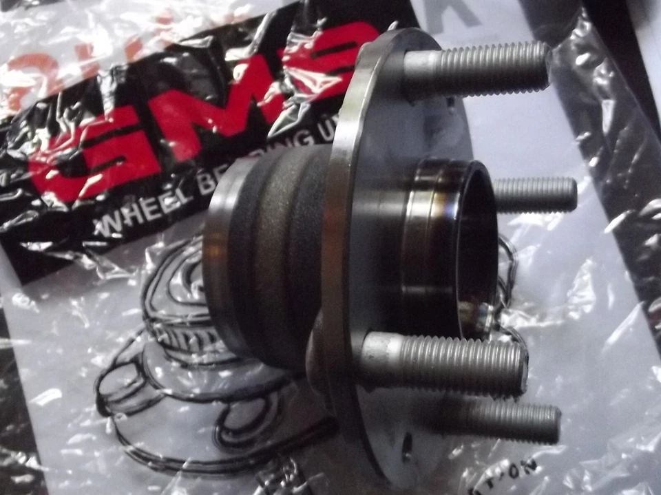 Front hub and wheel bearing Mazda MX5 1.6 1.8 mk1 mk2 MX-5 without ABS GMB Japan - Image 2 of 3