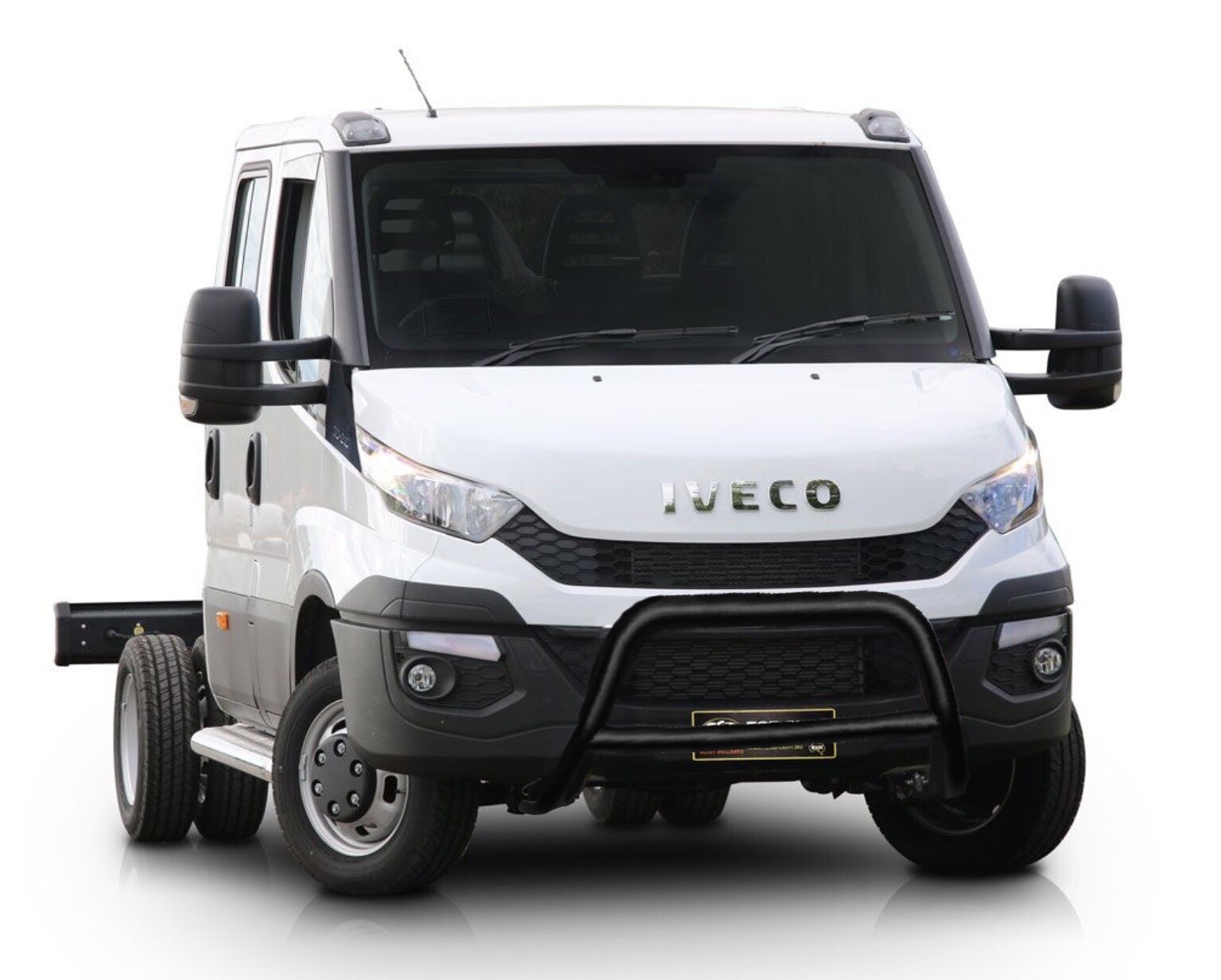 IVECO DAILY TRUCK BLACK NUDGE A-BAR STAINLESS STEEL BULL BAR 2015 ONWARDS W K