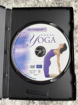 Total Yoga [DVD](中古品) Original Total Yoga DVD Video Tape. Razor Digital Entertainment
