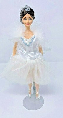 barbie as the swan queen in swan lake