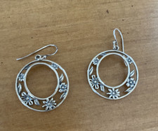 Silver 0925 Floral Flowers Round Lightweight Dangle Drop Earrings