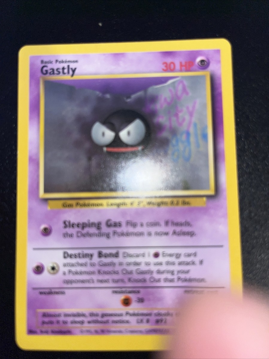 Gastly 50/102 Base Set Vintage Pokémon Card