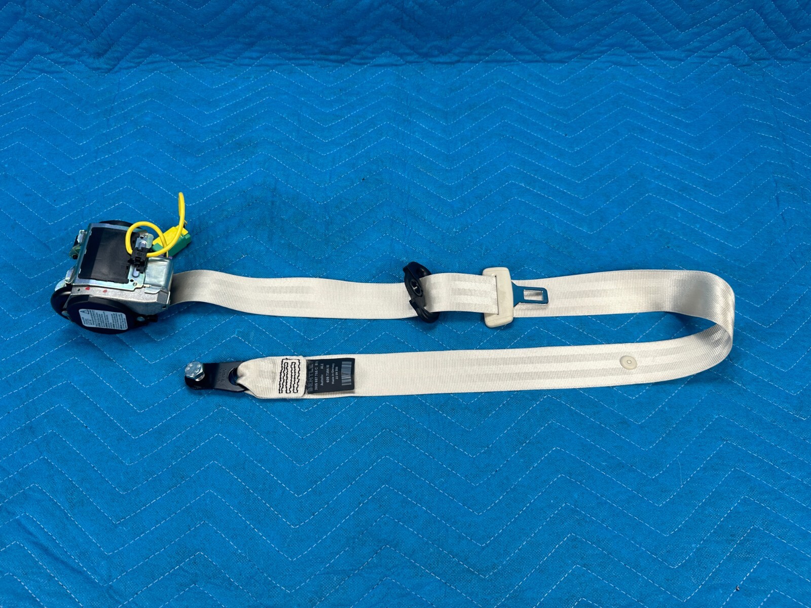 Bentley Continental Flying Spur Front Driver's Seat Belt Ivory 29k 2006-2012 OEM