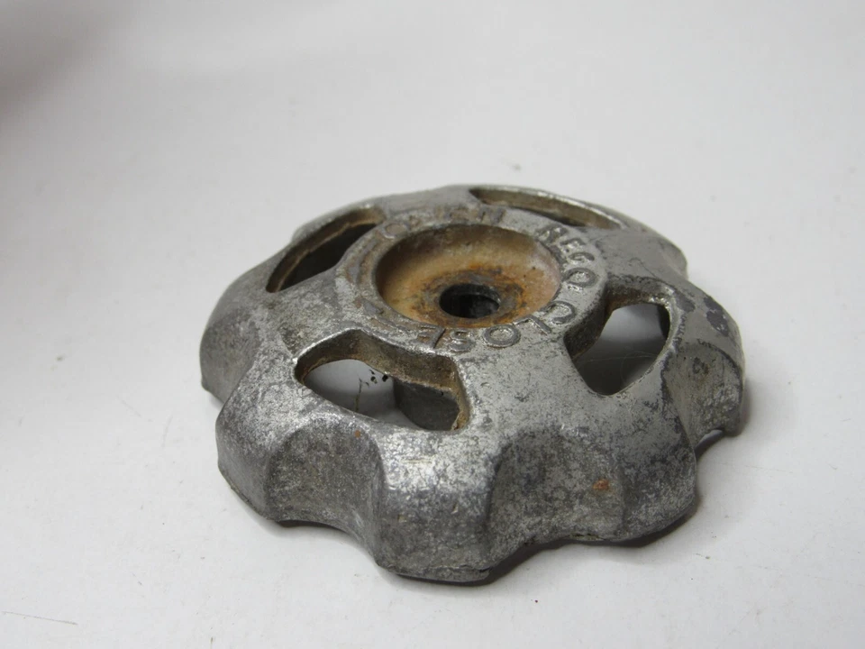 Antigua perilla de grifo de agua con manija de válvula industrial vintage Steampunk 2 pulgadas #CH-17 Foto 2 de 4